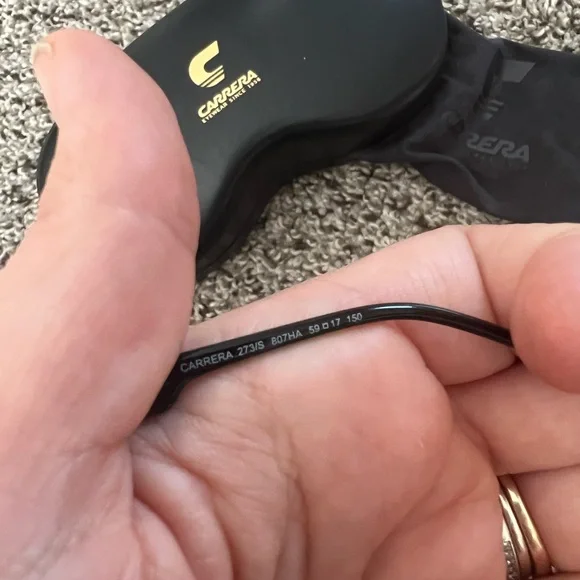 NEW Carrera Black & Gunmetal Aviator Sunglasses with Hard Case - Picture 3 of 6